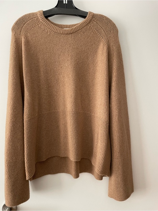Toteme Sweaters - Toteme chunky wool/camel sweater. In color caramel, size XS.Excellent condition!
